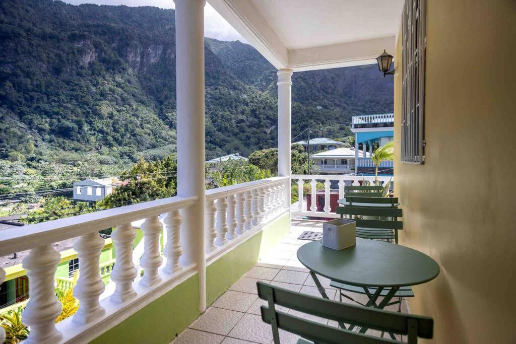 Rosehill Heights Modern 4 Bedroom Vacation Rental Soufriere Εξωτερικό φωτογραφία