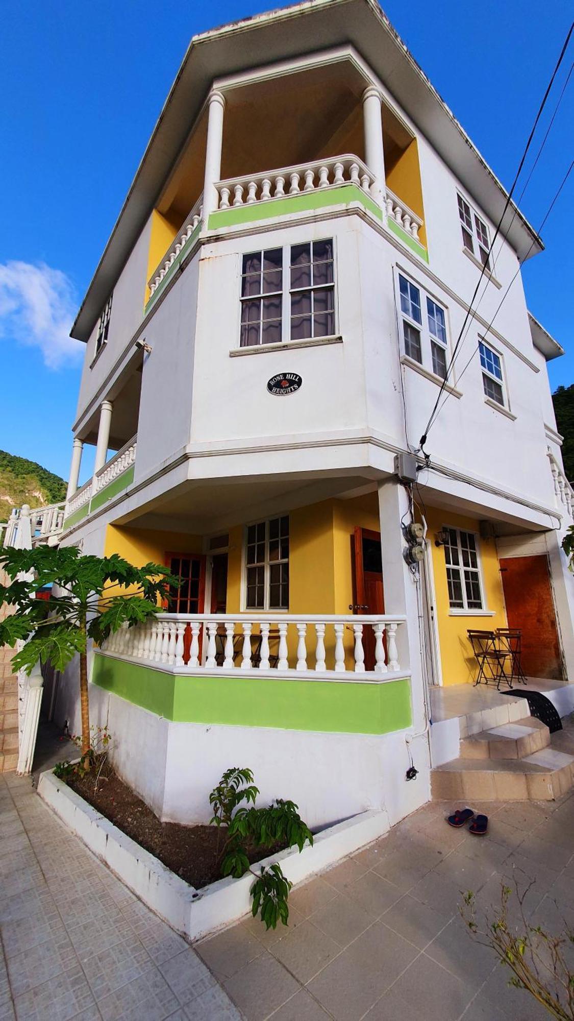 Rosehill Heights Modern 4 Bedroom Vacation Rental Soufriere Εξωτερικό φωτογραφία