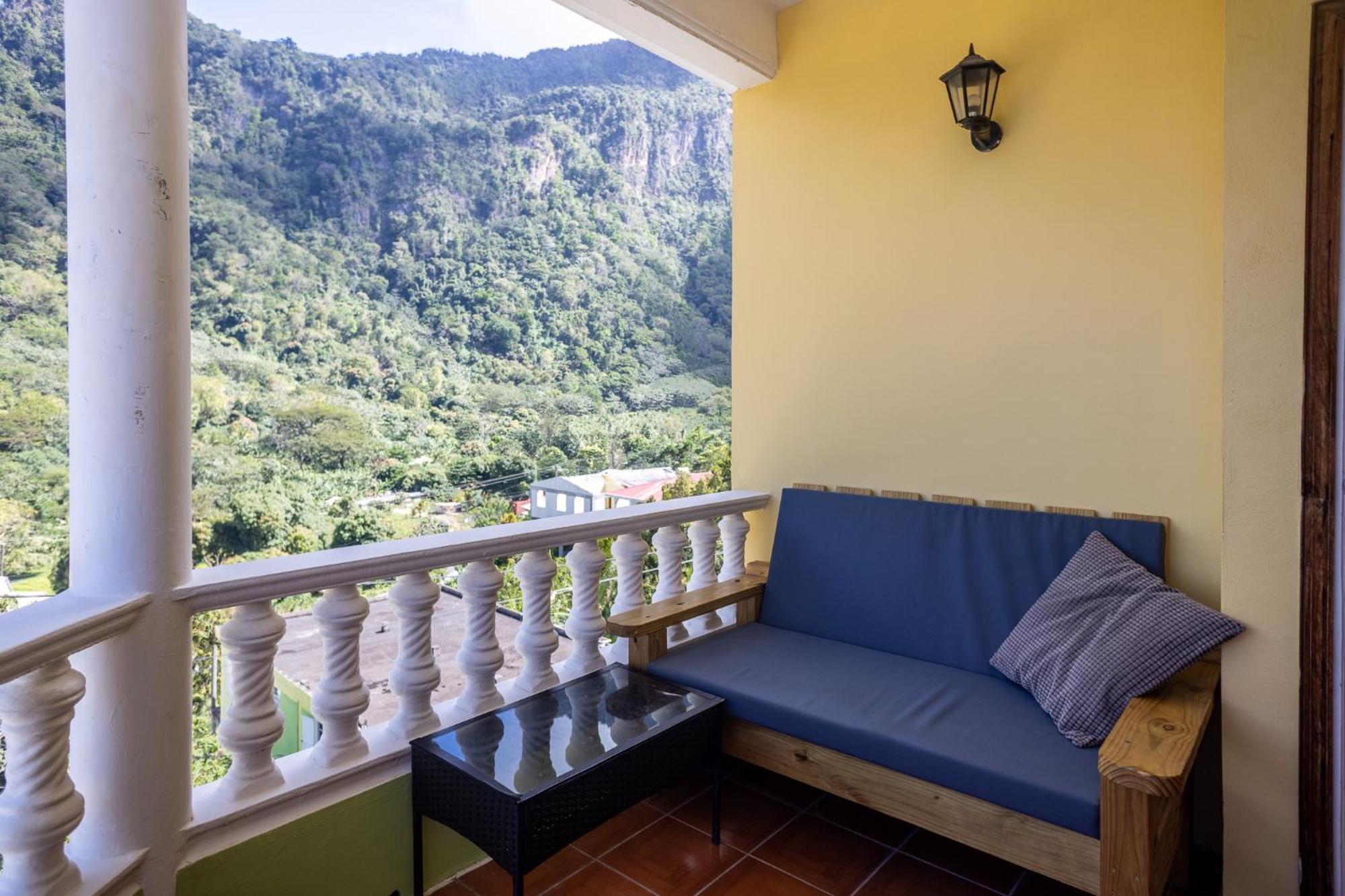 Rosehill Heights Modern 4 Bedroom Vacation Rental Soufriere Εξωτερικό φωτογραφία